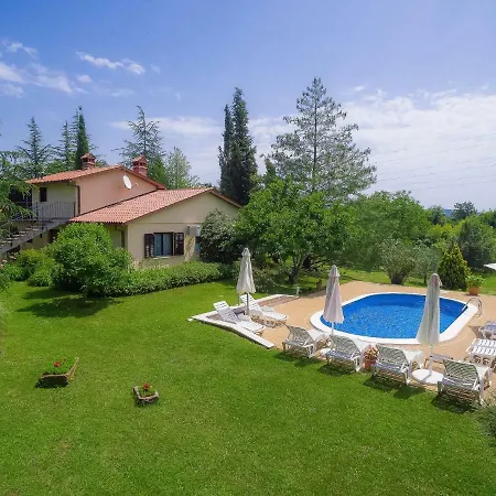 Mariza-2 By Interhome Appartement Vinež