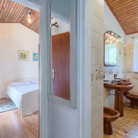 Appartamento Mariza-2 By Interhome
