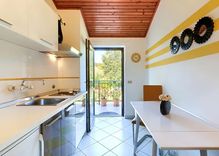 Mariza-2 By Interhome Vinež