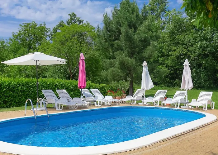 Mariza-2 By Interhome Vinež