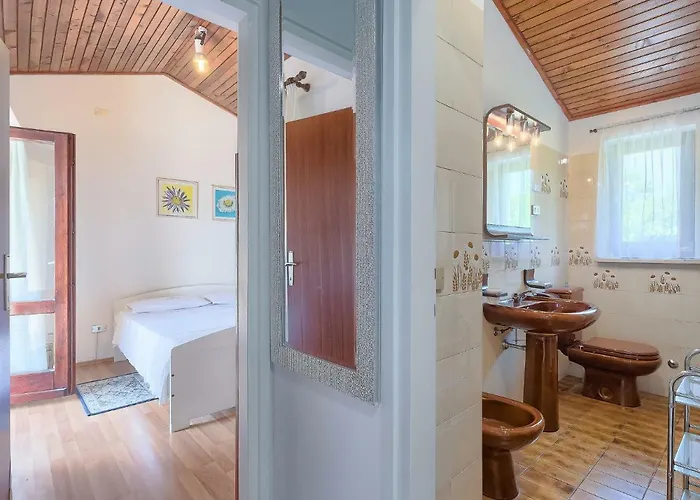 Appartement Mariza-2 By Interhome